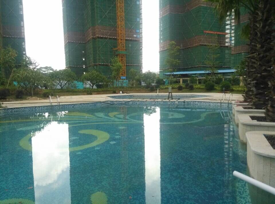 深圳机场游泳池